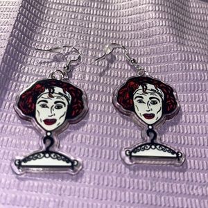 Mommy dearest earrings